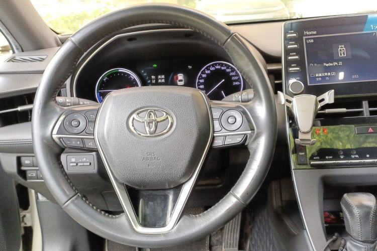 Used Toyota Avalon 2019 Dual-Engine 2.5L Luxury Edition China VI Standard Steering Wheel