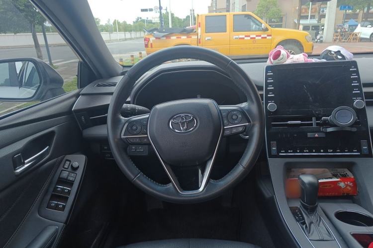 Used Toyota Avalon 2019 2.0L Luxury Edition China VI Standard Steering Wheel