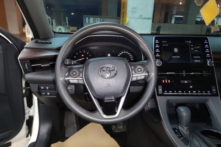 Used Toyota Avalon 2019 2.0L Ambition Edition China VI Steering Wheel