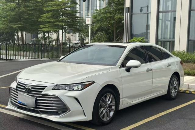 Used Toyota Avalon 2019 2.0L Luxury Edition China VI Standard