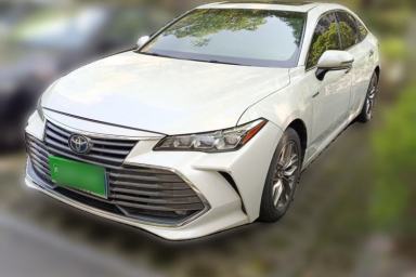 Used Toyota Avalon 2019 Dual-Engine 2.5L Luxury Edition China VI Standard