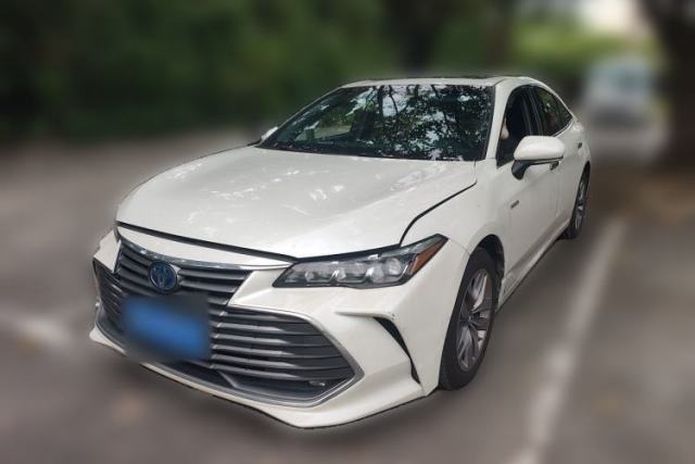 Used Toyota Avalon 2019 Dual-Engine 2.5L Luxury Edition China VI Standard
