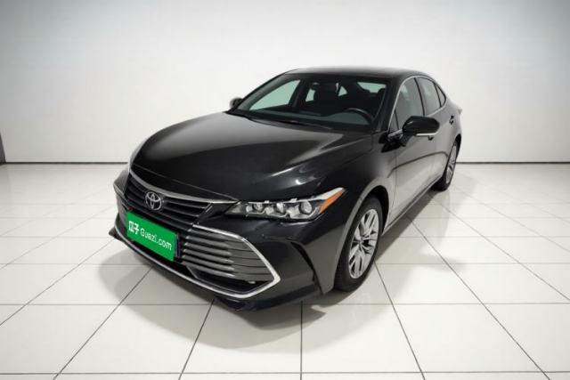 Ojetý Toyota Avalon 2021 2.5L Luxury Edition