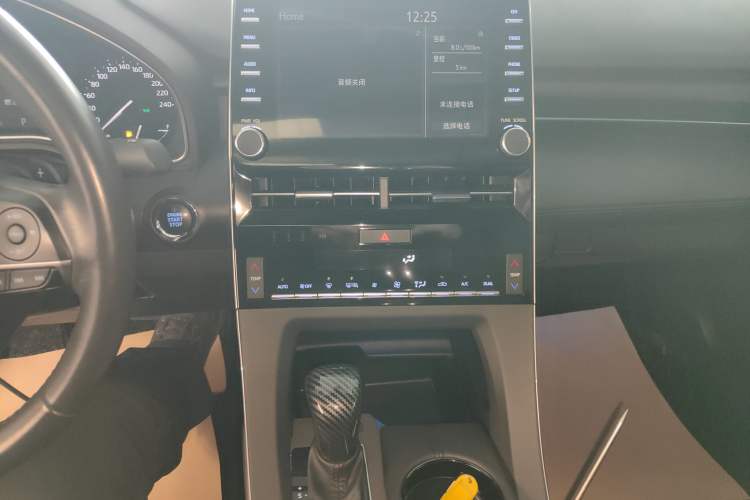 Used Toyota Avalon 2021 2.5L Luxury Edition Audio And AC Panel
