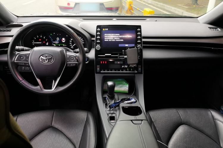 Used Toyota Avalon 2021 2.5L Luxury Edition Center Console
