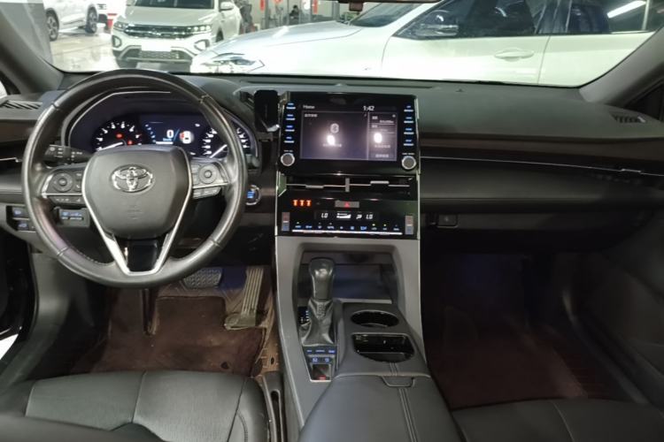 Used Toyota Avalon 2021 2.5L Luxury Edition Center Console