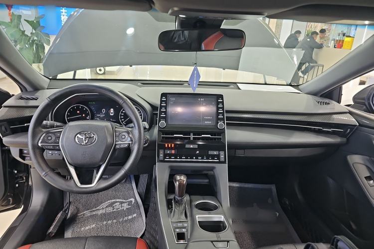 Used Toyota Avalon 2021 2.5L Touring Prestige SPORT Edition Center Console