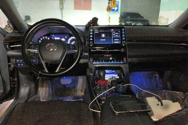 Used Toyota Avalon 2021 2.5L Luxury Edition Center Console