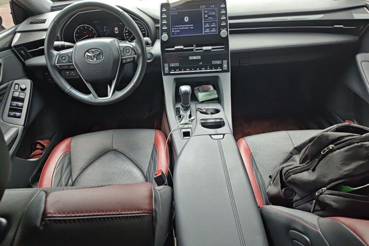 Used Toyota Avalon 2021 2.5L Touring Prestige SPORT Edition Center Console