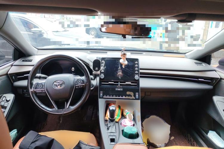 Used Toyota Avalon 2021 2.5L Luxury Edition Center Console
