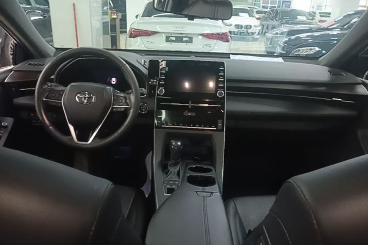 Used Toyota Avalon 2021 2.5L Luxury Edition Center Console