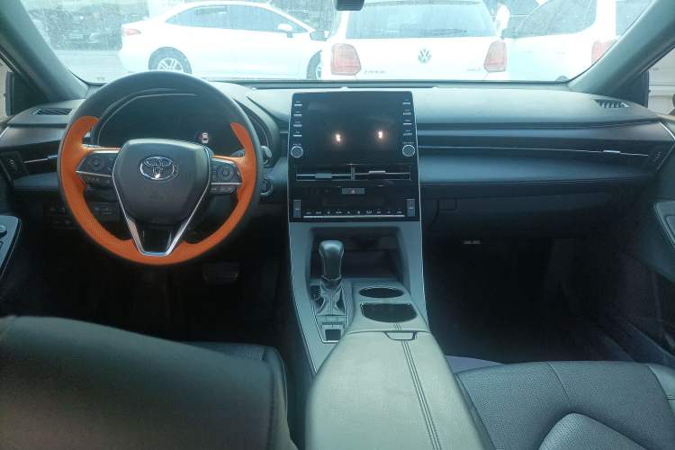 Used Toyota Avalon 2021 2.5L Luxury Edition Center Console