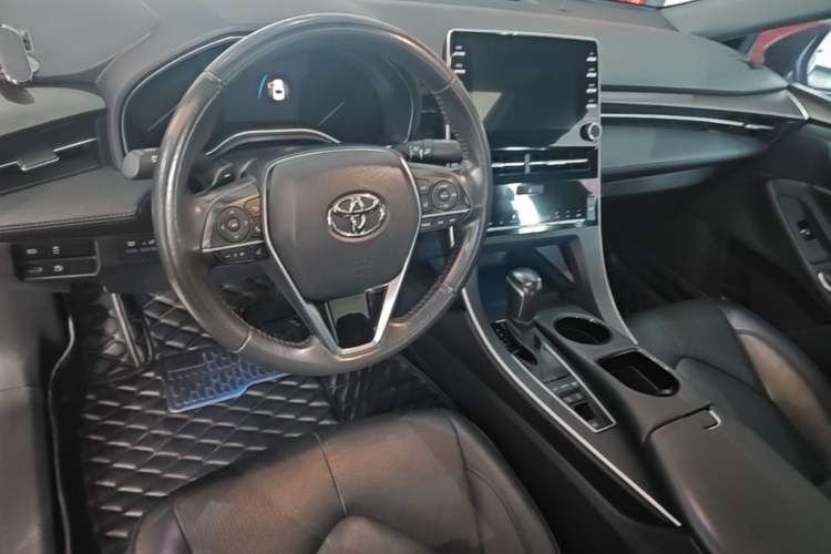 Used Toyota Avalon 2021 2.5L Luxury Edition Center Console