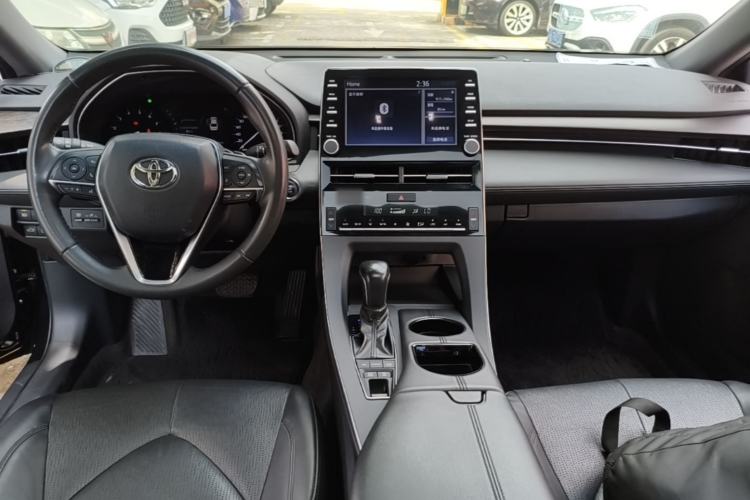 Used Toyota Avalon 2021 2.5L Luxury Edition Center Console