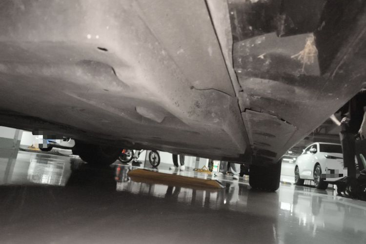 Used Toyota Avalon 2021 2.5L Luxury Edition Chassis Front Left