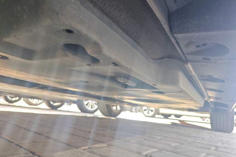 Used Toyota Avalon 2021 2.5L Luxury Edition Chassis Front Left