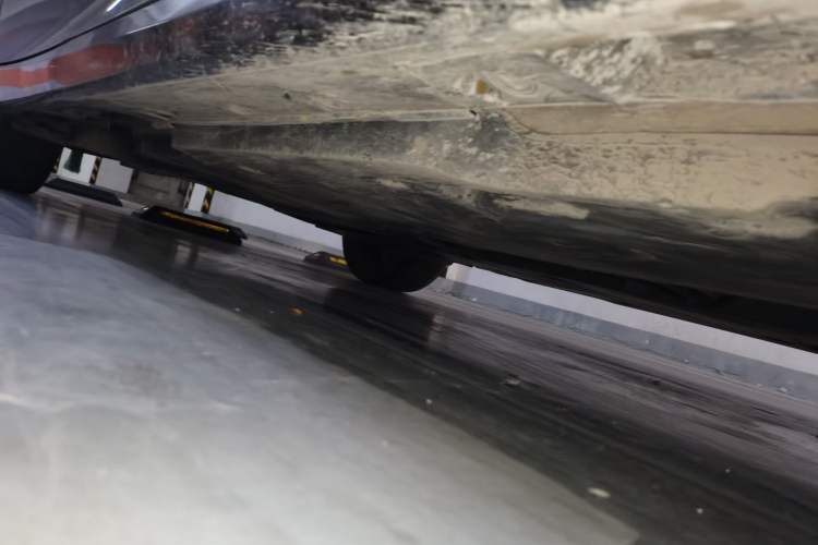 Used Toyota Avalon 2021 2.5L Touring Prestige SPORT Edition Chassis Front Right