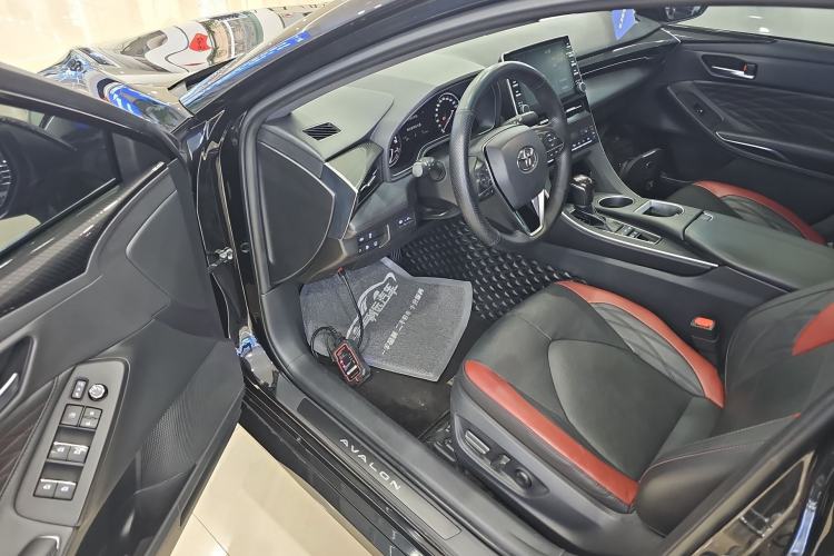 Used Toyota Avalon 2021 2.5L Touring Prestige SPORT Edition Driver Seat