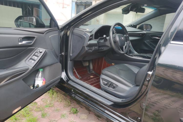 Used Toyota Avalon 2021 2.5L Luxury Edition Driver Seat