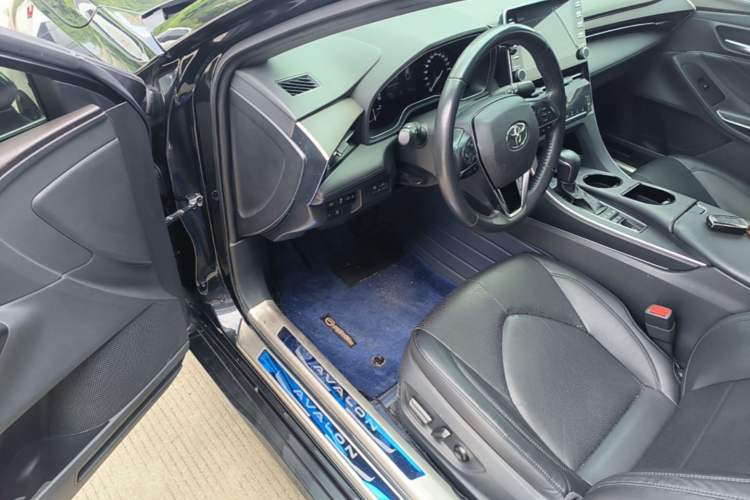 Used Toyota Avalon 2021 2.5L Luxury Edition Driver Seat