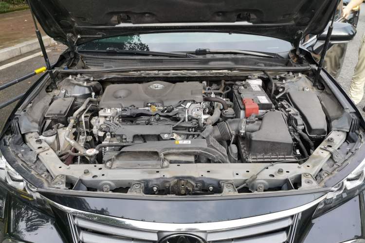 Used Toyota Avalon 2021 2.5L Luxury Edition Engine Bay