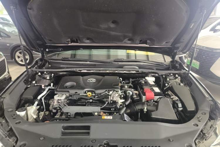 Used Toyota Avalon 2021 2.5L Luxury Edition Engine Bay