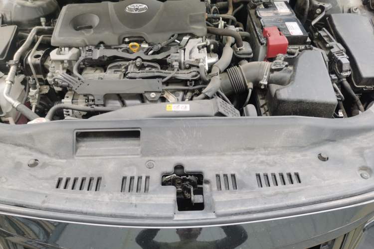 Used Toyota Avalon 2021 2.5L Luxury Edition Engine Bay