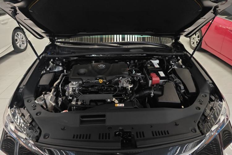Used Toyota Avalon 2021 2.5L Luxury Edition Engine Bay