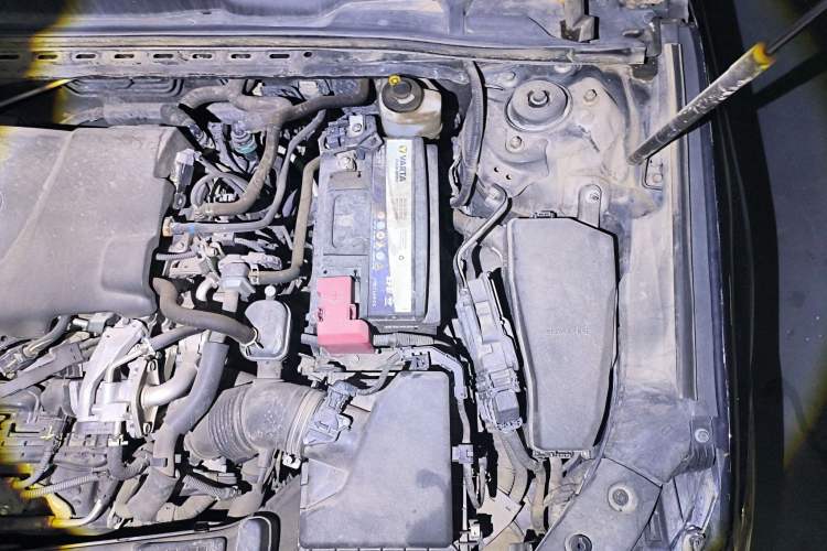 Used Toyota Avalon 2021 2.5L Luxury Edition Engine Bay Left