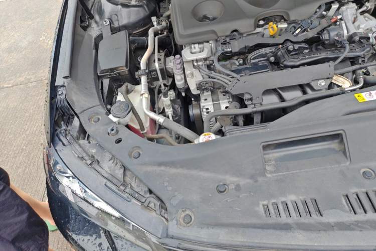 Used Toyota Avalon 2021 2.5L Luxury Edition Engine Bay Right