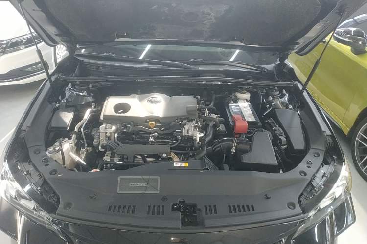 Used Toyota Avalon 2021 2.5L Luxury Edition Engine Bay