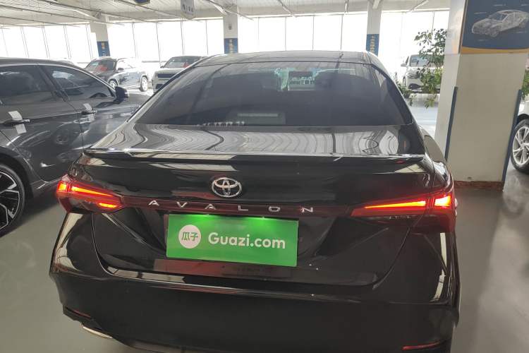 Used Toyota Avalon 2021 2.5L Luxury Edition Exterior 4