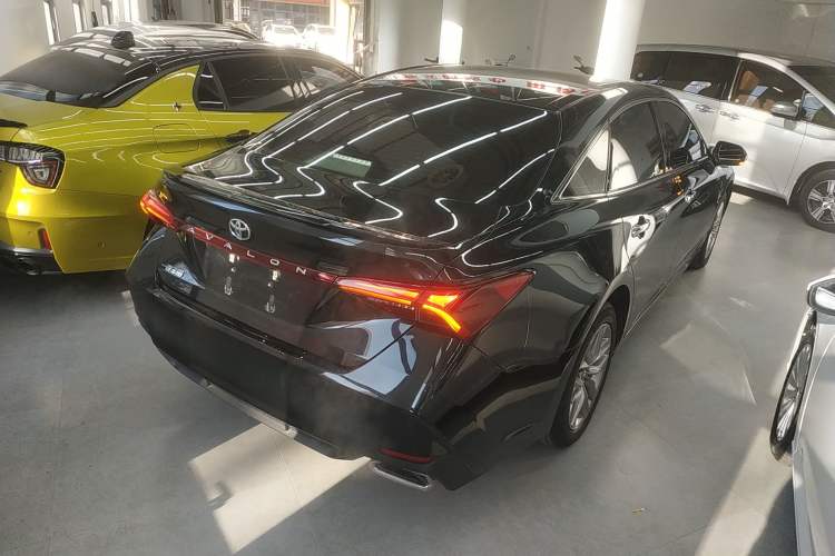 Used Toyota Avalon 2021 2.5L Luxury Edition Exterior 5