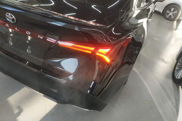 Used Toyota Avalon 2021 2.5L Luxury Edition Exterior 6