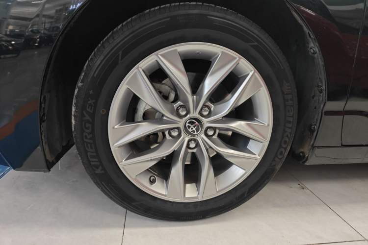 Used Toyota Avalon 2021 2.5L Luxury Edition Exterior 7