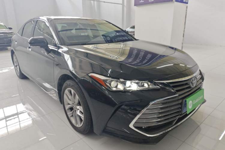 Used Toyota Avalon 2021 2.5L Luxury Edition Front Right 45 Deg