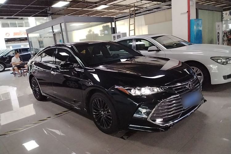 Used Toyota Avalon 2021 2.5L Luxury Edition Front Right 45 Deg