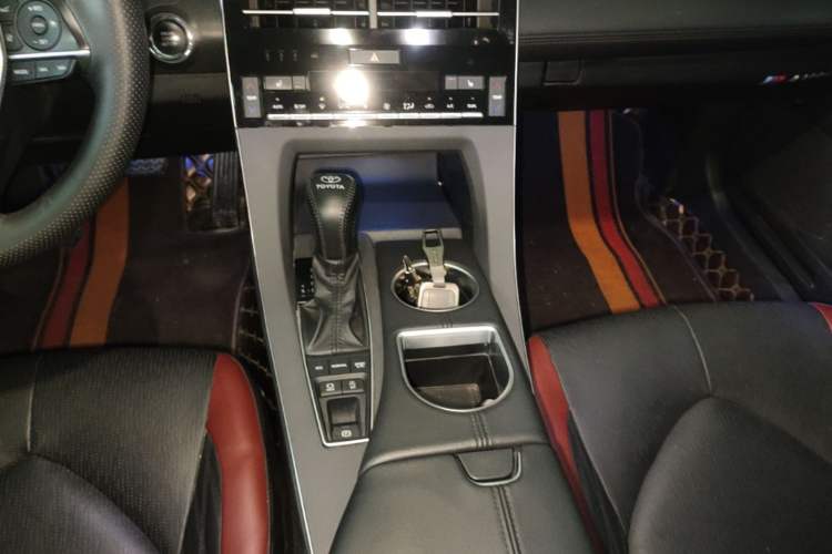 Used Toyota Avalon 2021 2.5L Touring Prestige SPORT Edition Gear Lever