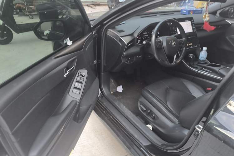 Used Toyota Avalon 2021 2.5L Luxury Edition Interior 3