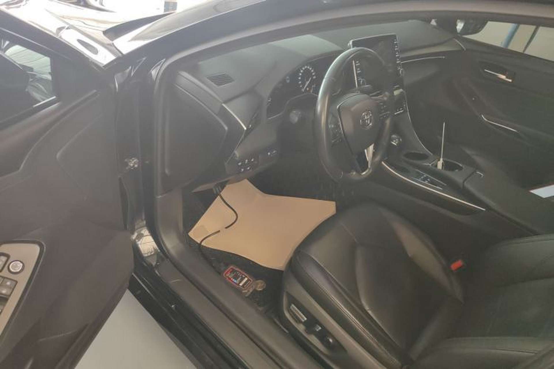 Used Toyota Avalon 2021 2.5L Luxury Edition Interior 3