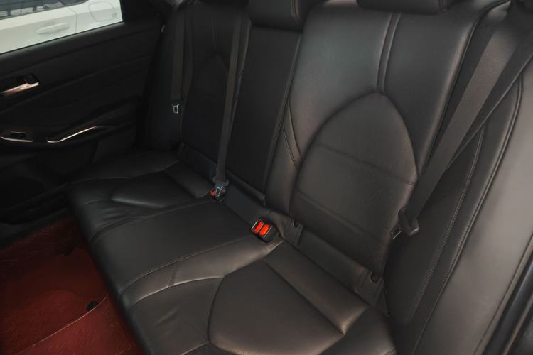 Used Toyota Avalon 2021 2.5L Luxury Edition Interior 4