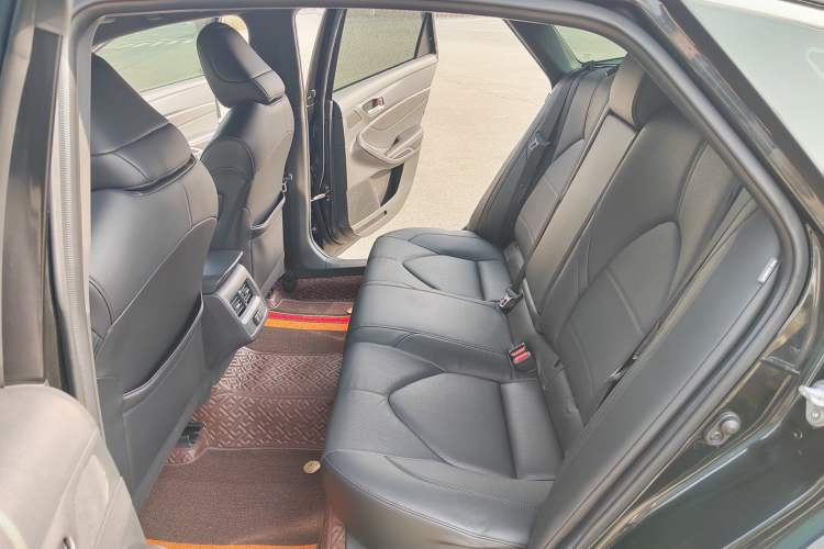 Used Toyota Avalon 2021 2.5L Luxury Edition Interior 7
