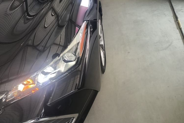 Used Toyota Avalon 2021 2.5L Luxury Edition Left Front Headlight