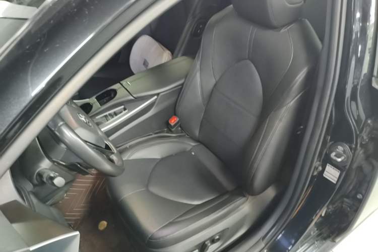 Used Toyota Avalon 2021 2.5L Luxury Edition Left Front Seat