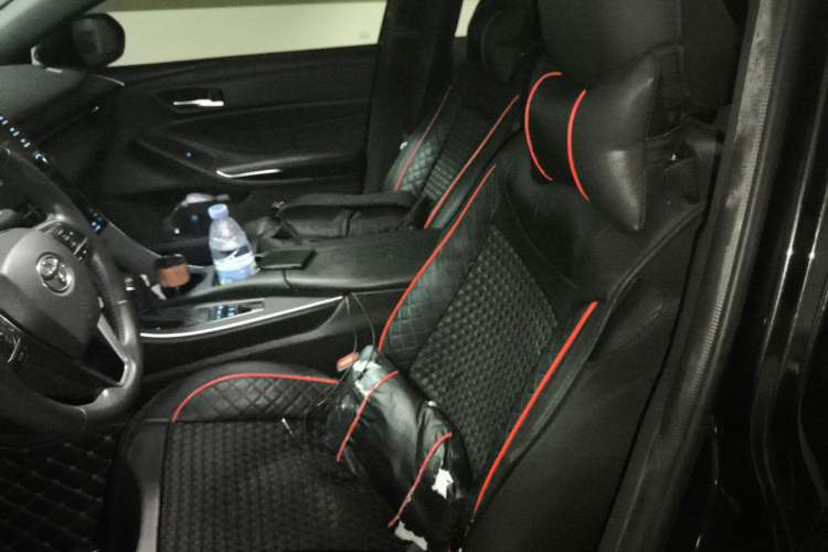Used Toyota Avalon 2021 2.5L Luxury Edition Left Front Seat