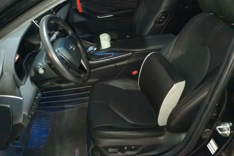 Used Toyota Avalon 2021 2.5L Touring Prestige SPORT Edition Left Front Seat
