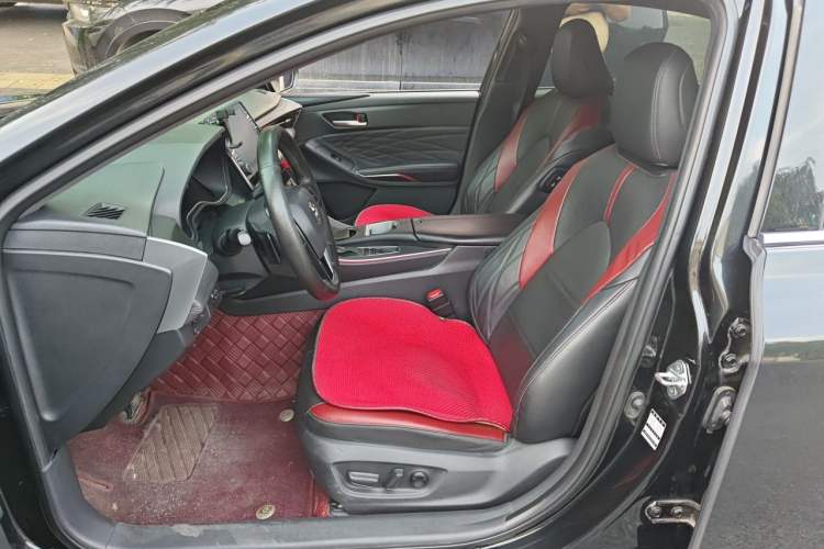 Used Toyota Avalon 2021 2.5L Touring Prestige SPORT Edition Left Front Seat