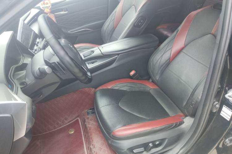 Used Toyota Avalon 2021 2.5L Touring Prestige SPORT Edition Left Front Seat