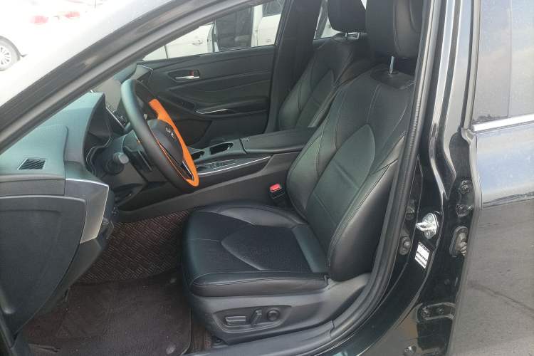 Used Toyota Avalon 2021 2.5L Luxury Edition Left Front Seat