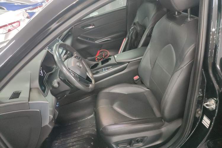 Used Toyota Avalon 2021 2.5L Luxury Edition Left Front Seat
